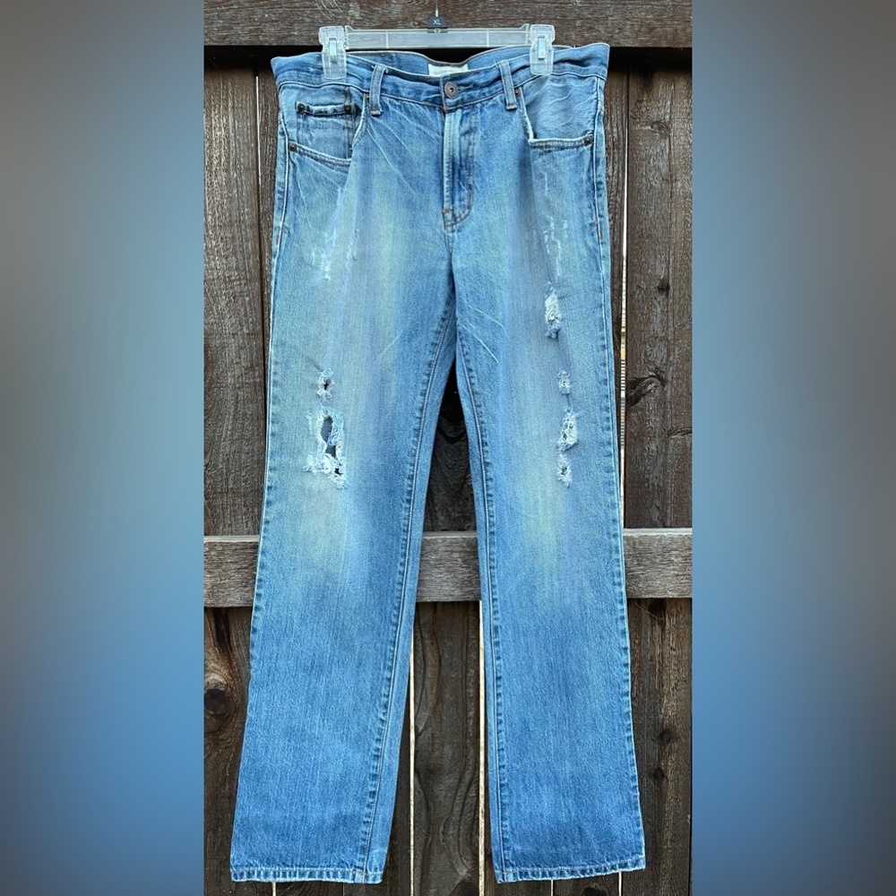 Aeropostale Men's Essex Straight Medium Wash Distressed Denim Jeans, 32/34